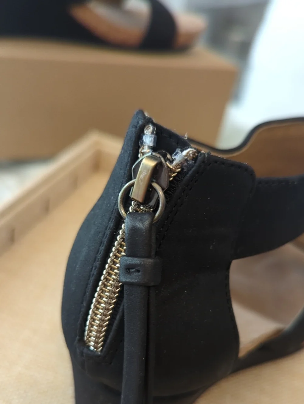 Adrienne Vittadini Black Tricia  Wedge Sandals Back Zip Cork Plataform 6.5